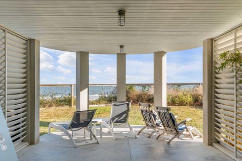 Single Family Residence in Sullivans Island SC 3001 Marshall Boulevard 52.jpg