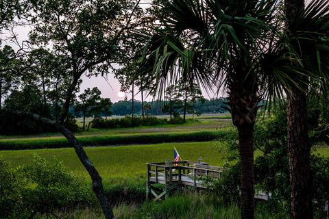 Single Family Residence in Kiawah Island SC 79 Trailing Vine Way 11.jpg