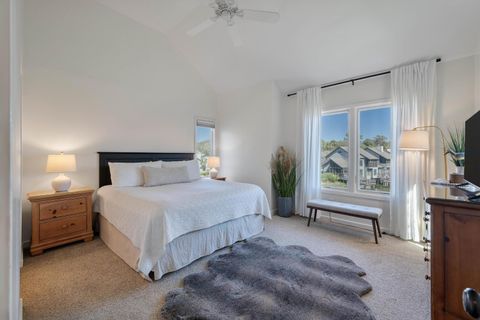 Condominium in Kiawah Island SC 4388 Sea Forest Drive 18.jpg