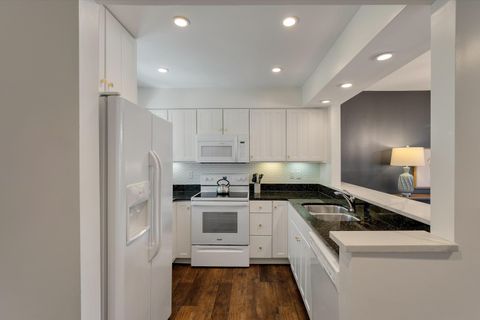 Condominium in Kiawah Island SC 4388 Sea Forest Drive 6.jpg