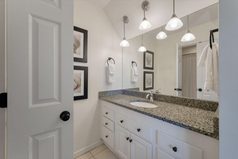 Condominium in Kiawah Island SC 4388 Sea Forest Drive 21.jpg
