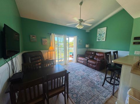 Condominium in Edisto Beach SC 287 Driftwood Lane.jpg