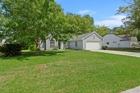Single Family Residence in Goose Creek SC 102 Amberside Drive.jpg