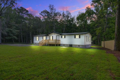 Single Family Residence in Cottageville SC 117 Dairy Lane.jpg