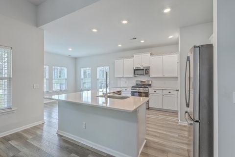 Single Family Residence in Summerville SC 117 Oyster Tide Avenue 13.jpg