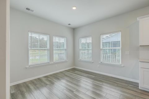 Single Family Residence in Summerville SC 117 Oyster Tide Avenue 16.jpg
