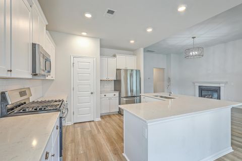 Single Family Residence in Summerville SC 117 Oyster Tide Avenue 15.jpg