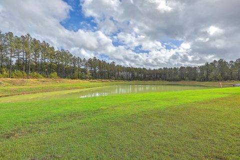 Single Family Residence in Summerville SC 117 Oyster Tide Avenue 32.jpg