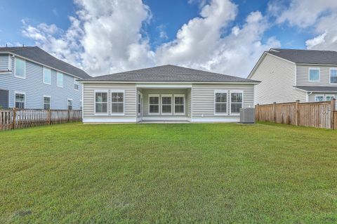 Single Family Residence in Summerville SC 117 Oyster Tide Avenue 29.jpg