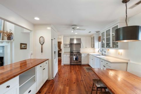 Single Family Residence in Sullivans Island SC 1651 Atlantic Avenue 8.jpg