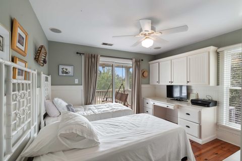 Single Family Residence in Sullivans Island SC 1651 Atlantic Avenue 18.jpg
