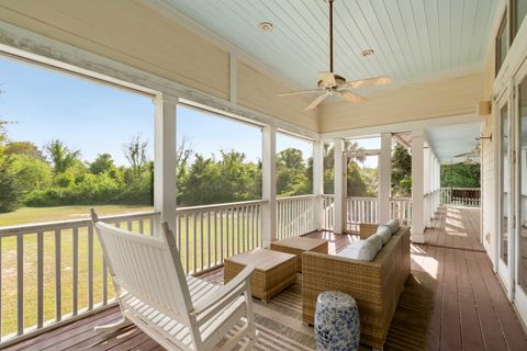 Single Family Residence in Sullivans Island SC 1651 Atlantic Avenue 35.jpg