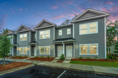 Condominium in Wando SC 1201 Twin Rivers Drive.jpg