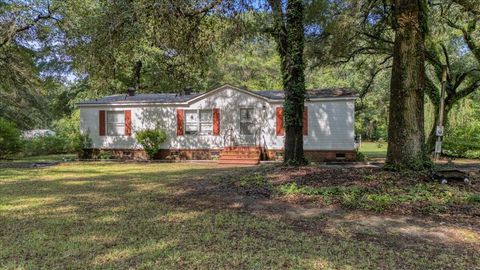 Manufactured Home in Ridgeville SC 147 Sandpit Drive.jpg