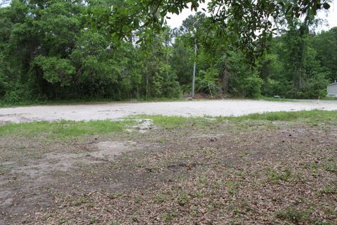  in Awendaw SC 6324 N Hwy 17.jpg