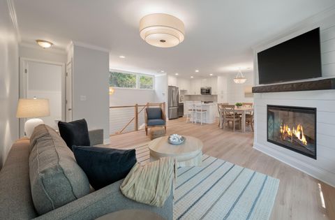 Condominium in Kiawah Island SC 1330 Sea Elder Drive #C 6.jpg