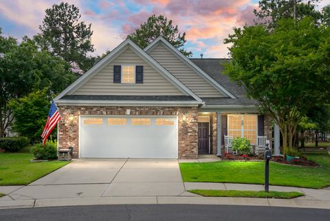 Single Family Residence in Summerville SC 184 Angora Way.jpg