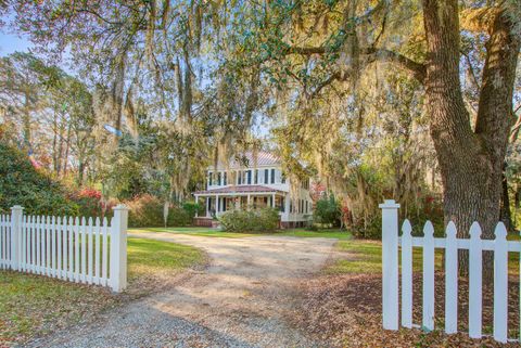 Single Family Residence in Adams Run SC 8115 Adams Run School Road.jpg