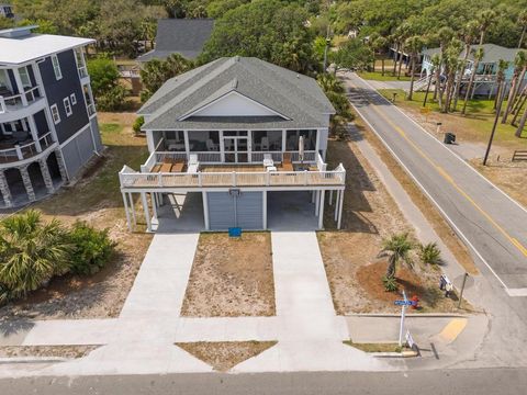 Single Family Residence in Edisto Island SC 1701 A Palmetto Boulevard.jpg
