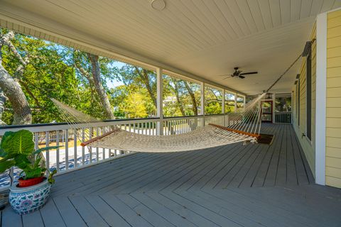 Single Family Residence in Sullivans Island SC 2629 Goldbug Avenue 76.jpg