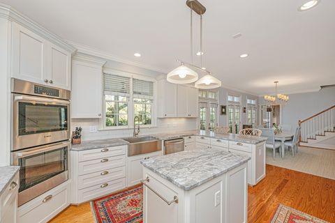 Single Family Residence in Sullivans Island SC 2629 Goldbug Avenue 25.jpg