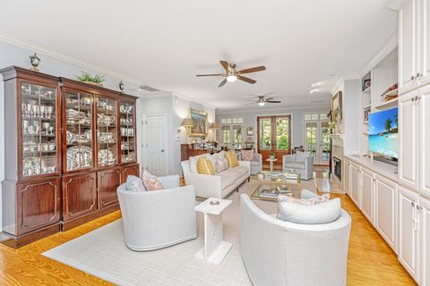 Single Family Residence in Sullivans Island SC 2629 Goldbug Avenue 18.jpg