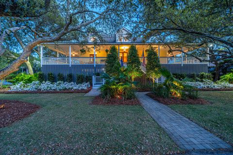 Single Family Residence in Sullivans Island SC 2629 Goldbug Avenue 2.jpg