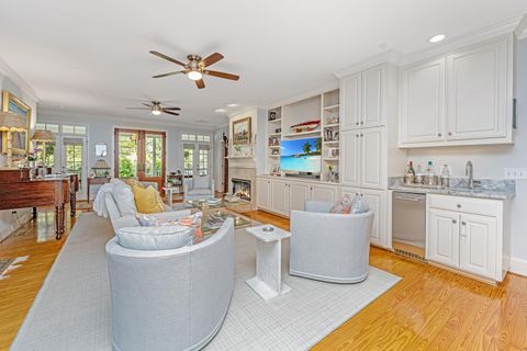 Single Family Residence in Sullivans Island SC 2629 Goldbug Avenue 17.jpg