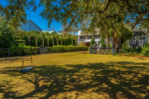 Single Family Residence in Sullivans Island SC 2629 Goldbug Avenue 97.jpg