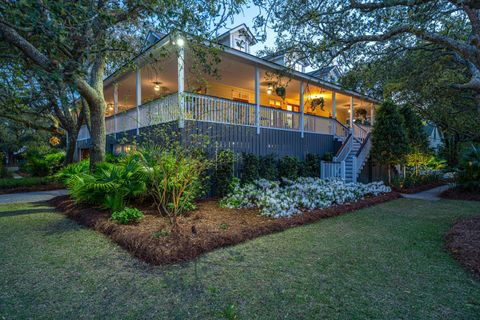 Single Family Residence in Sullivans Island SC 2629 Goldbug Avenue 1.jpg