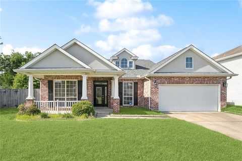 Single Family Residence in Slidell LA 2013 DYLAN Drive.jpg