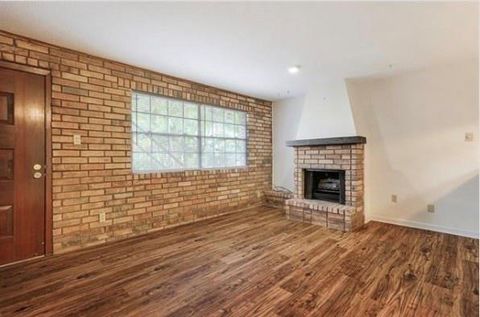 Condominium in Metairie LA 2305 CLEARY Avenue #106.jpg