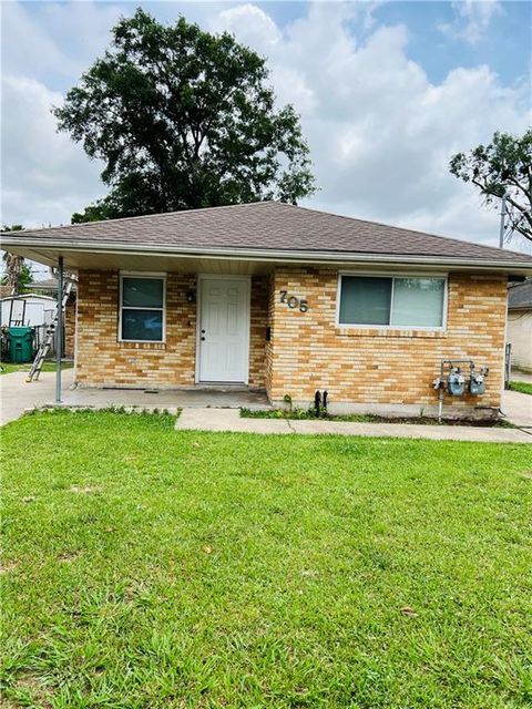 Duplex in Metairie LA 705 07 BELL Street.jpg