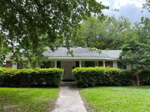 Single Family Residence in Slidell LA 1736 11TH Street.jpg