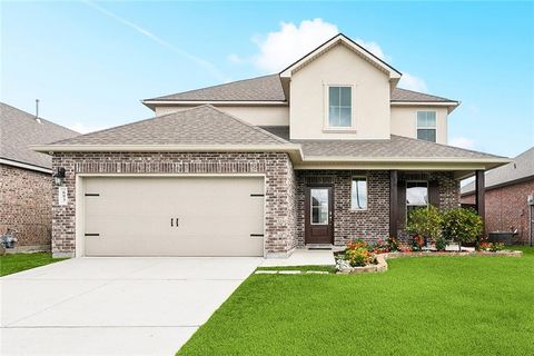 Single Family Residence in Slidell LA 693 CAT ISLAND Court.jpg
