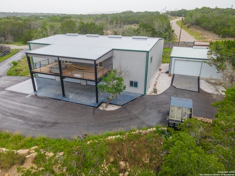 Single Family Residence in Bandera TX 247 Betty Dr.jpg