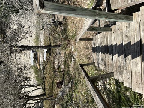 Single Family Residence in Mico TX 198 Private Road 2622 14.jpg