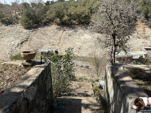 Single Family Residence in Mico TX 198 Private Road 2622 16.jpg