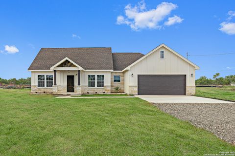 Single Family Residence in Atascosa TX 13016 Pueblo Nuevo.jpg
