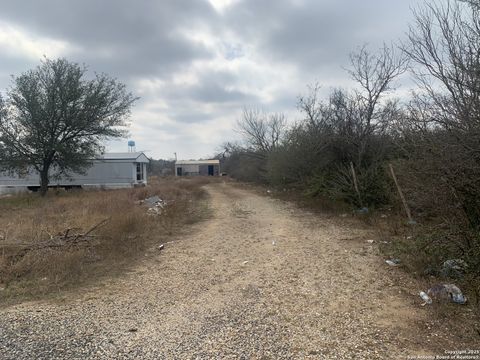  in Castroville TX 903 County Road 561.jpg