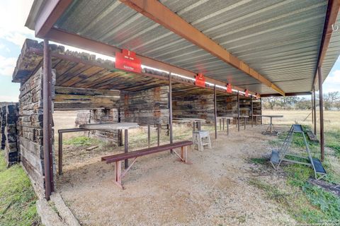 Mixed Use in Bandera TX TBD Fm 1077.jpg