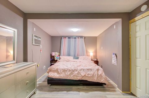 Single Family Residence in Medina TX 143 & 147 Linney Dr 37.jpg
