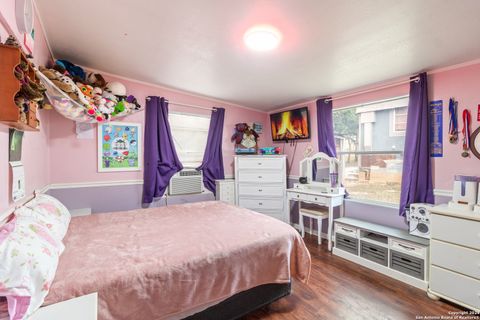 Single Family Residence in Medina TX 143 & 147 Linney Dr 23.jpg