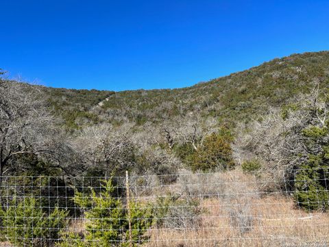 Farm in Tarpley TX 696 Chili Canyon Rd 8.jpg