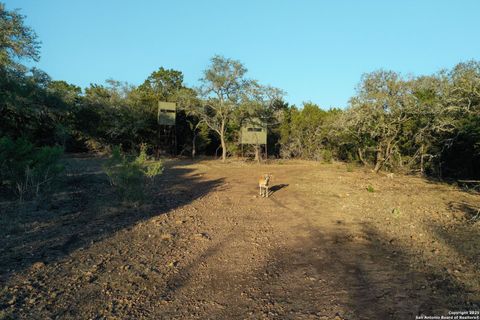 Farm in Hondo TX PR 2351 E Pr 235.jpg