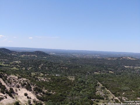Farm in Bandera TX 4400 whartons dock Rd.jpg
