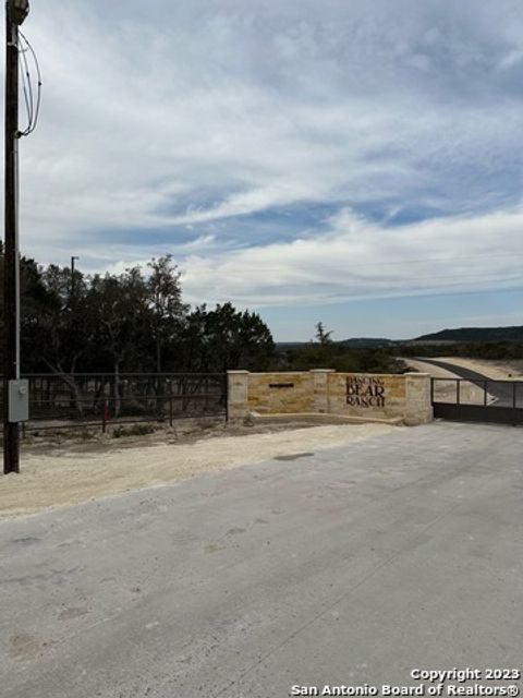  in Mico TX LOT 27 Fm 1283 4.jpg