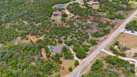 Single Family Residence in Mico TX 287 County Road 2801 E.jpg