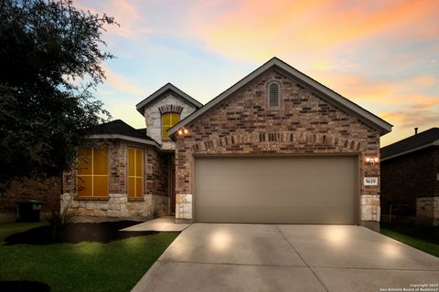 Single Family Residence in San Antonio TX 9619 Bricewood Oak.jpg