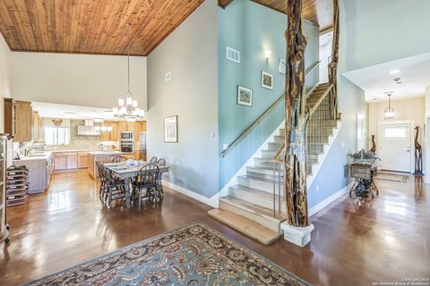 Single Family Residence in Bandera TX 3263 Palomino Springs 13.jpg